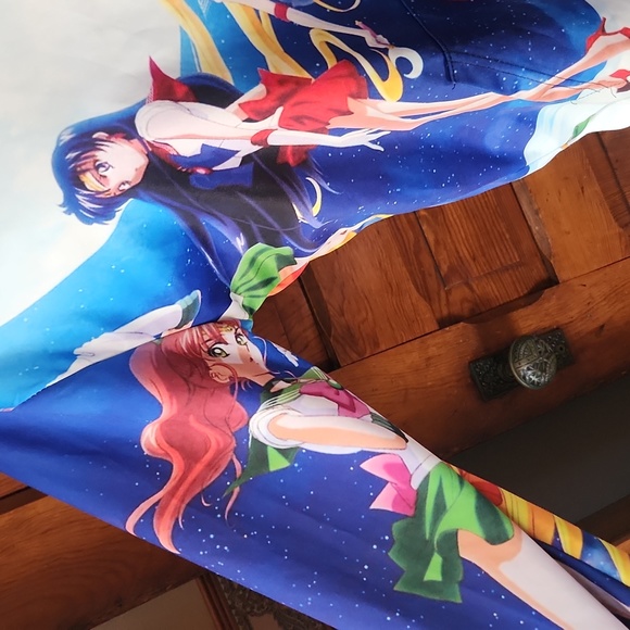 Sailormoon hoodie - Picture 3 of 9